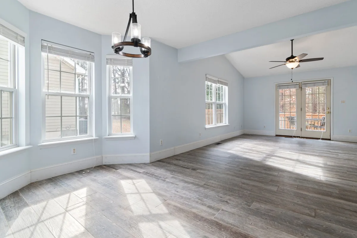 Clean, safe room after biohazard cleanup in Lake Forest, CA